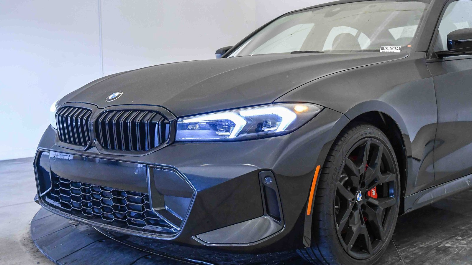 New 2026 BMW 330i Sedan image 9