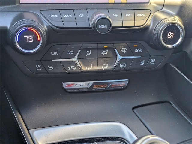 Used 2015 Chevrolet Corvette Z06 w/ 3LZ Preferred Equipment Group image 21