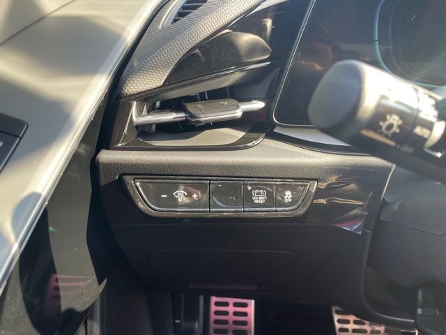 New 2025 Kia Niro EX Touring image 19