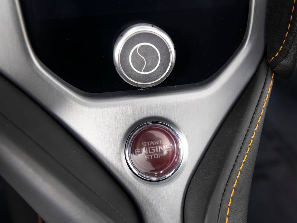 Used 2024 McLaren 750S Spider RWD image 24