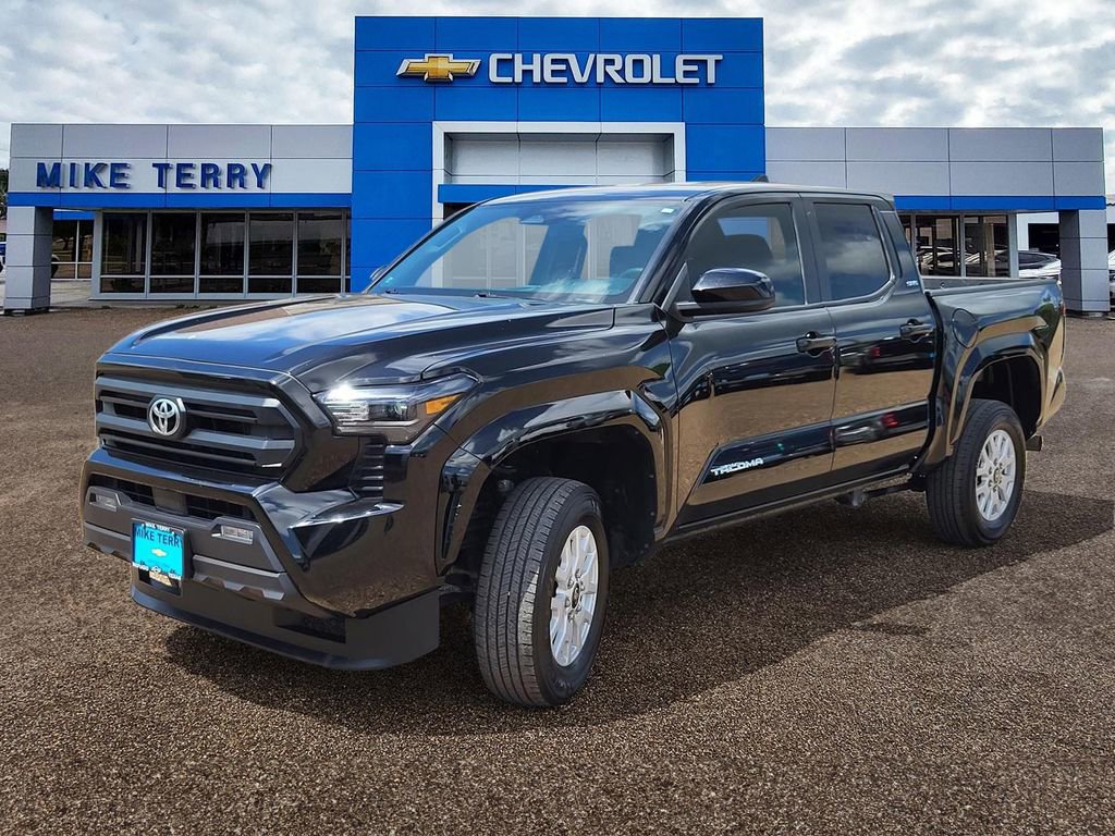 Used 2024 Toyota Tacoma SR5 image 3