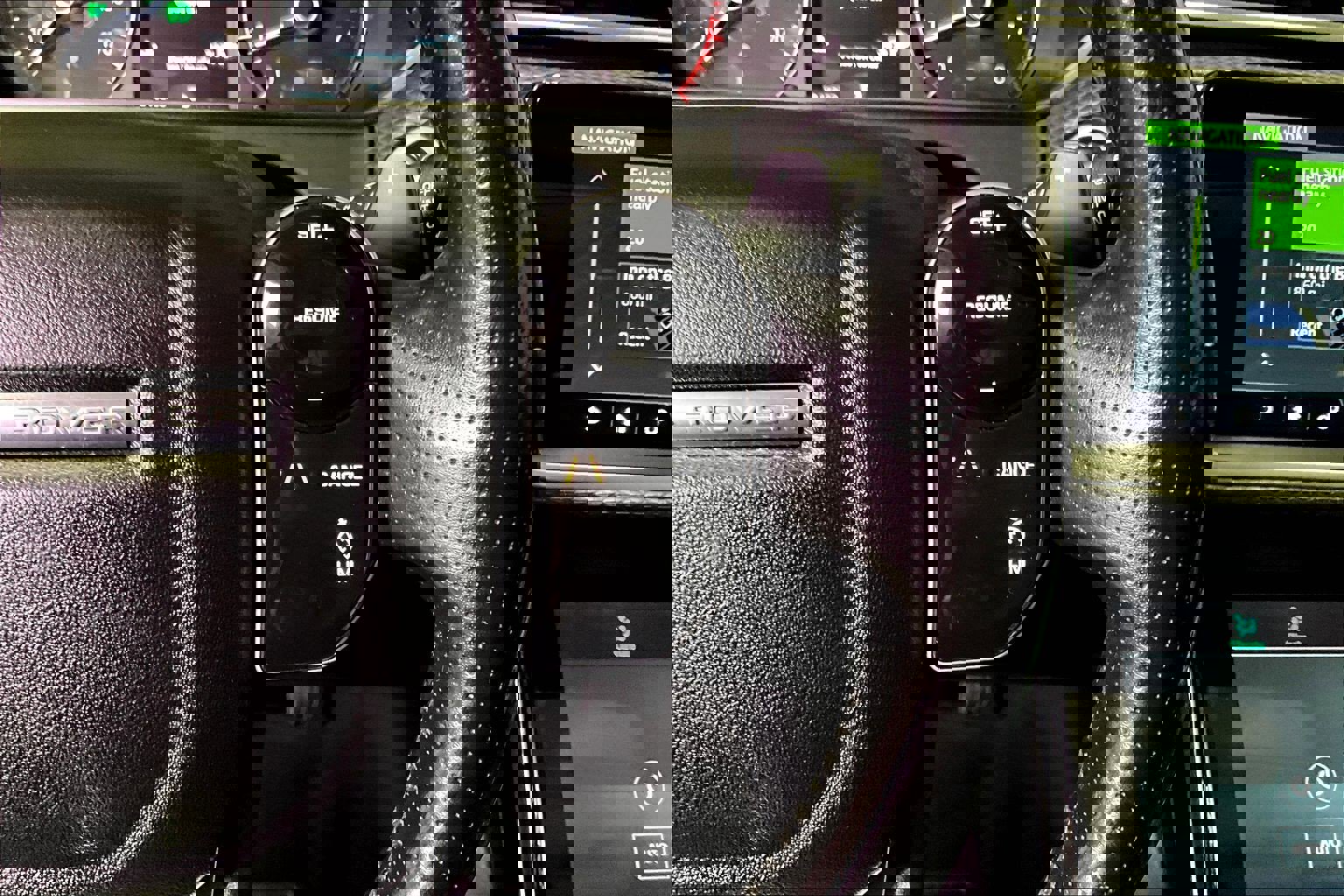 Used 2019 Land Rover Range Rover Velar S image 12