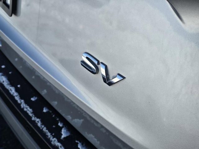 Used 2023 Nissan Rogue SV image 32