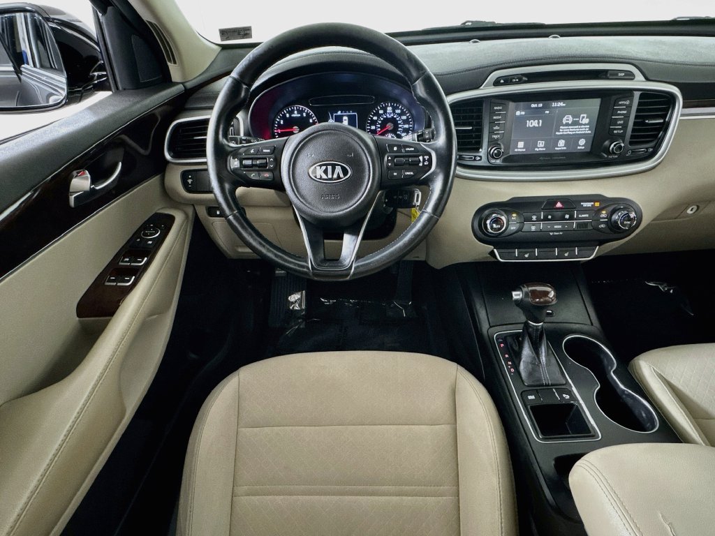 Used 2017 Kia Sorento FWD w/ LX Convenience Package image 21
