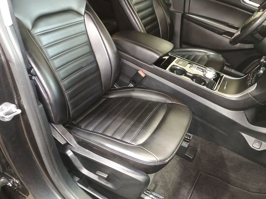 Used 2020 Ford Edge SEL w/ Convenience Package image 25