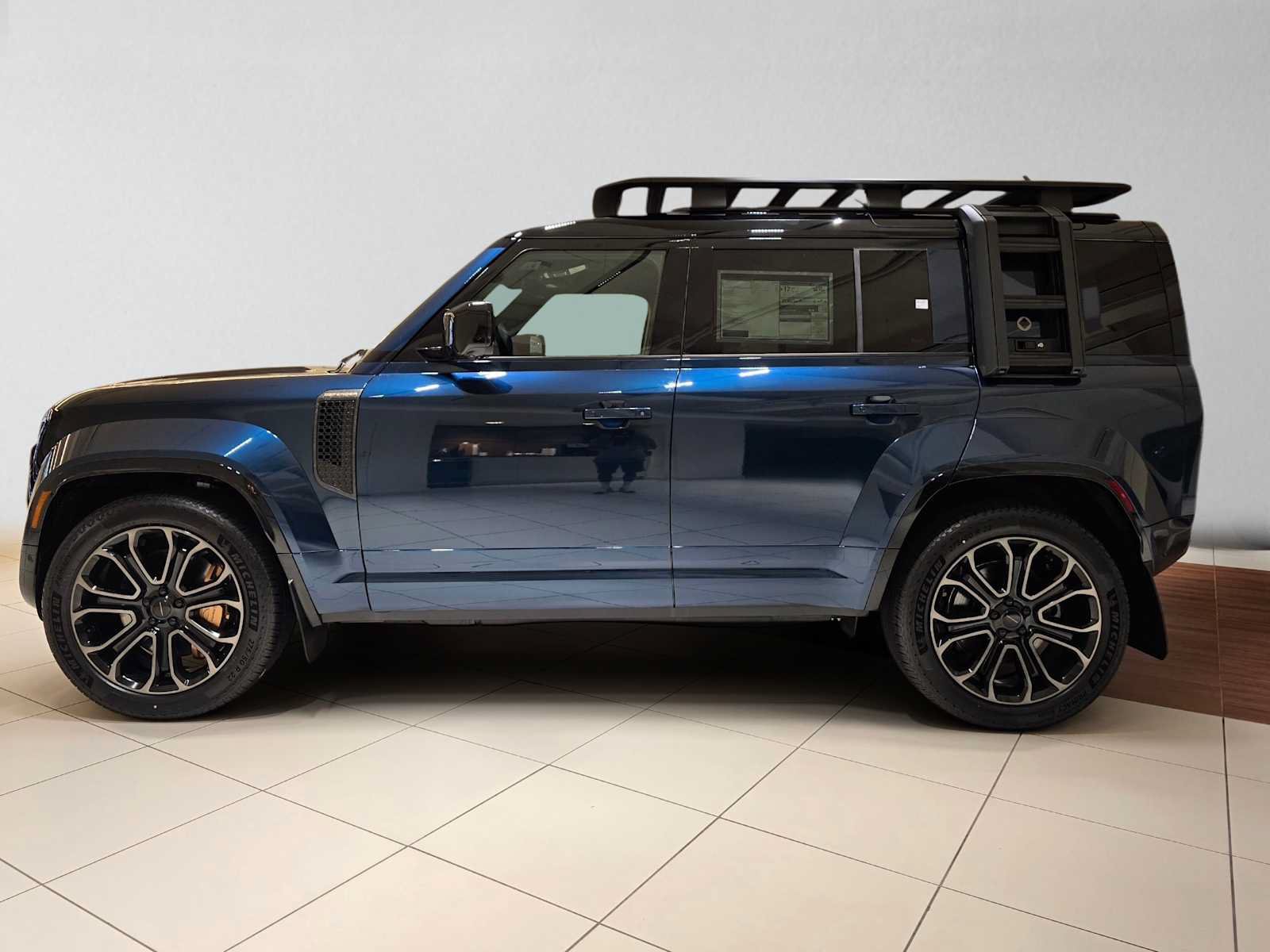 New 2026 Land Rover Defender 110 OCTA AWD/4WD image 2