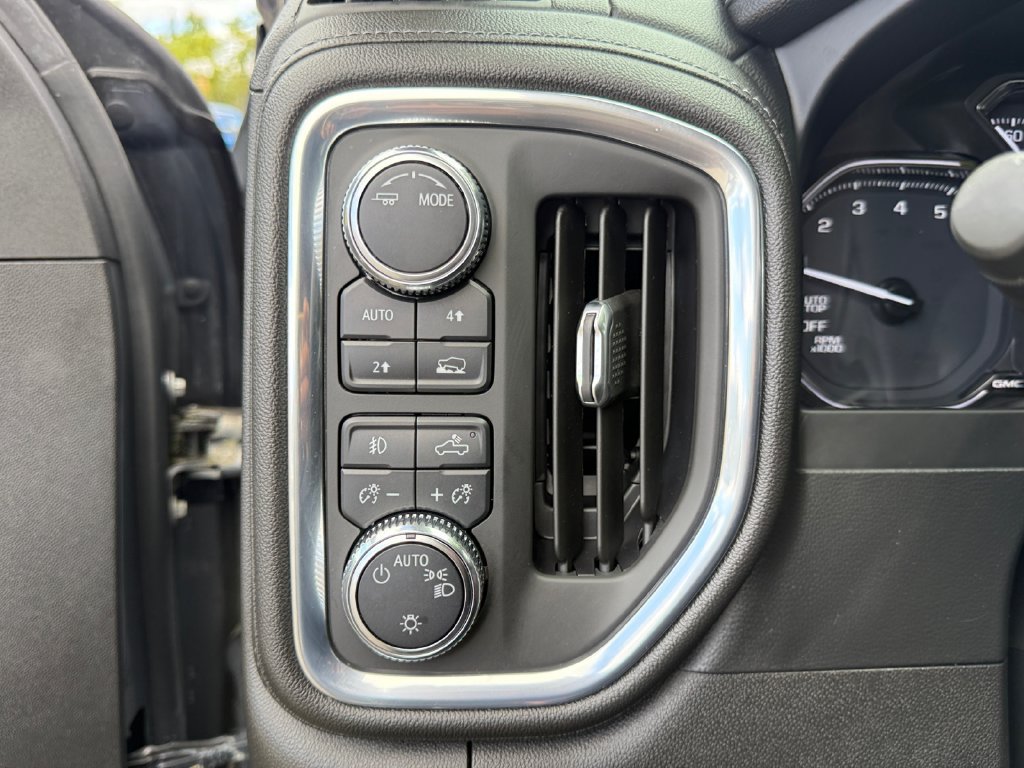 Used 2021 GMC Sierra 1500 Elevation AWD/4WD image 21