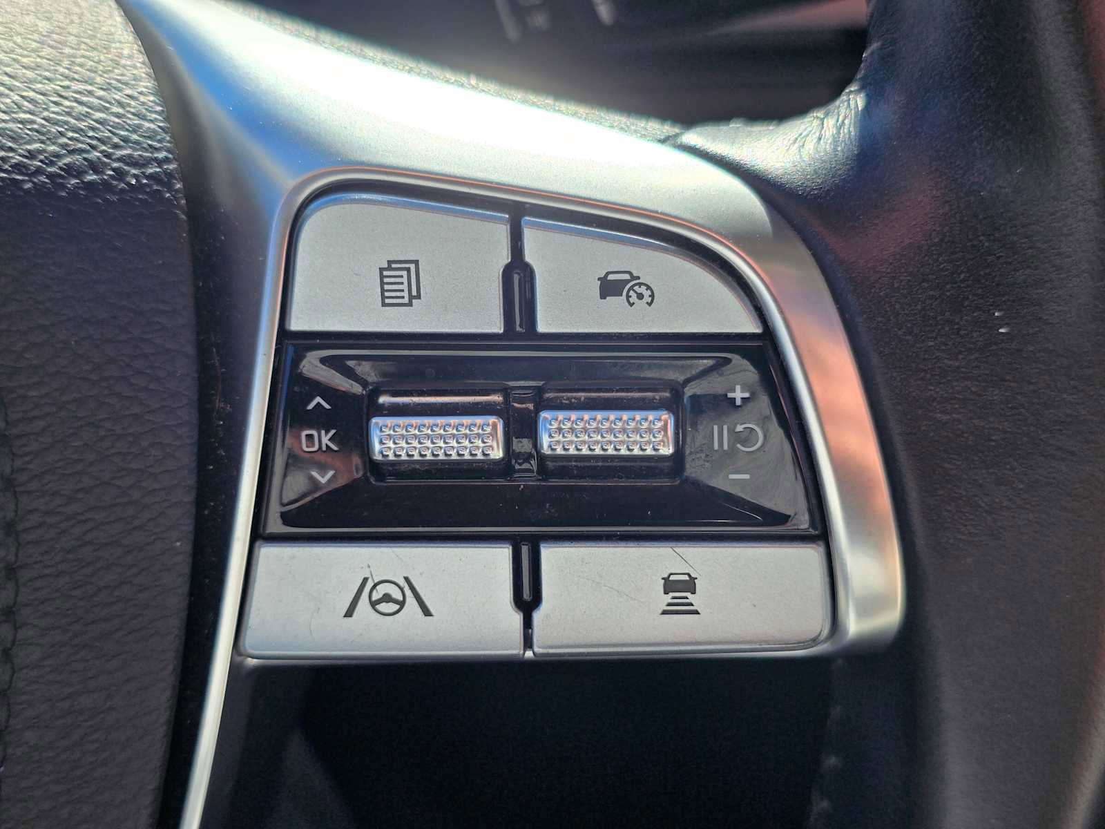 Used 2023 Kia Telluride S w/ S Sunroof Package image 39