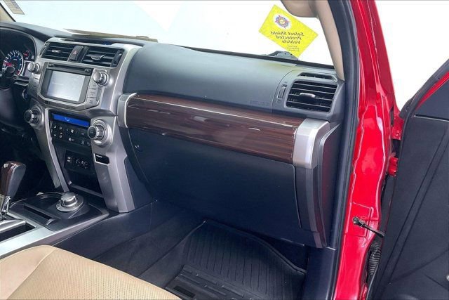 Used 2018 Toyota 4Runner Limited AWD/4WD image 15