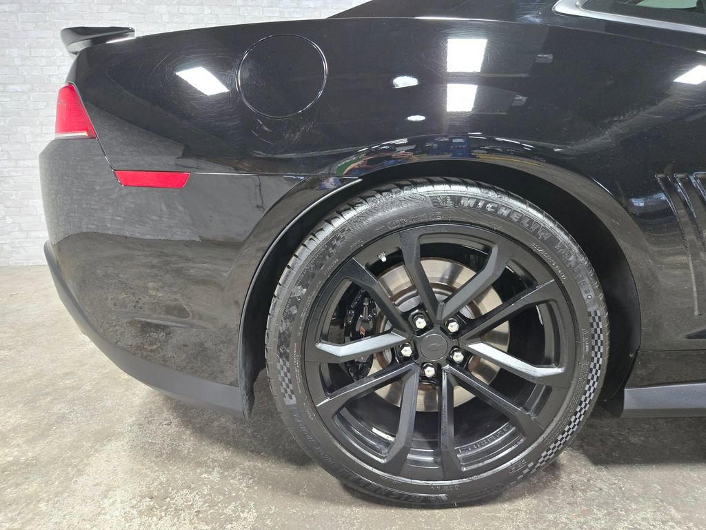 Used 2014 Chevrolet Camaro ZL1 RWD image 50