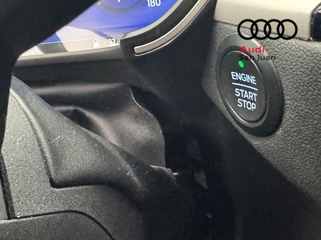 Used 2020 Ford Escape SE Sport image 28