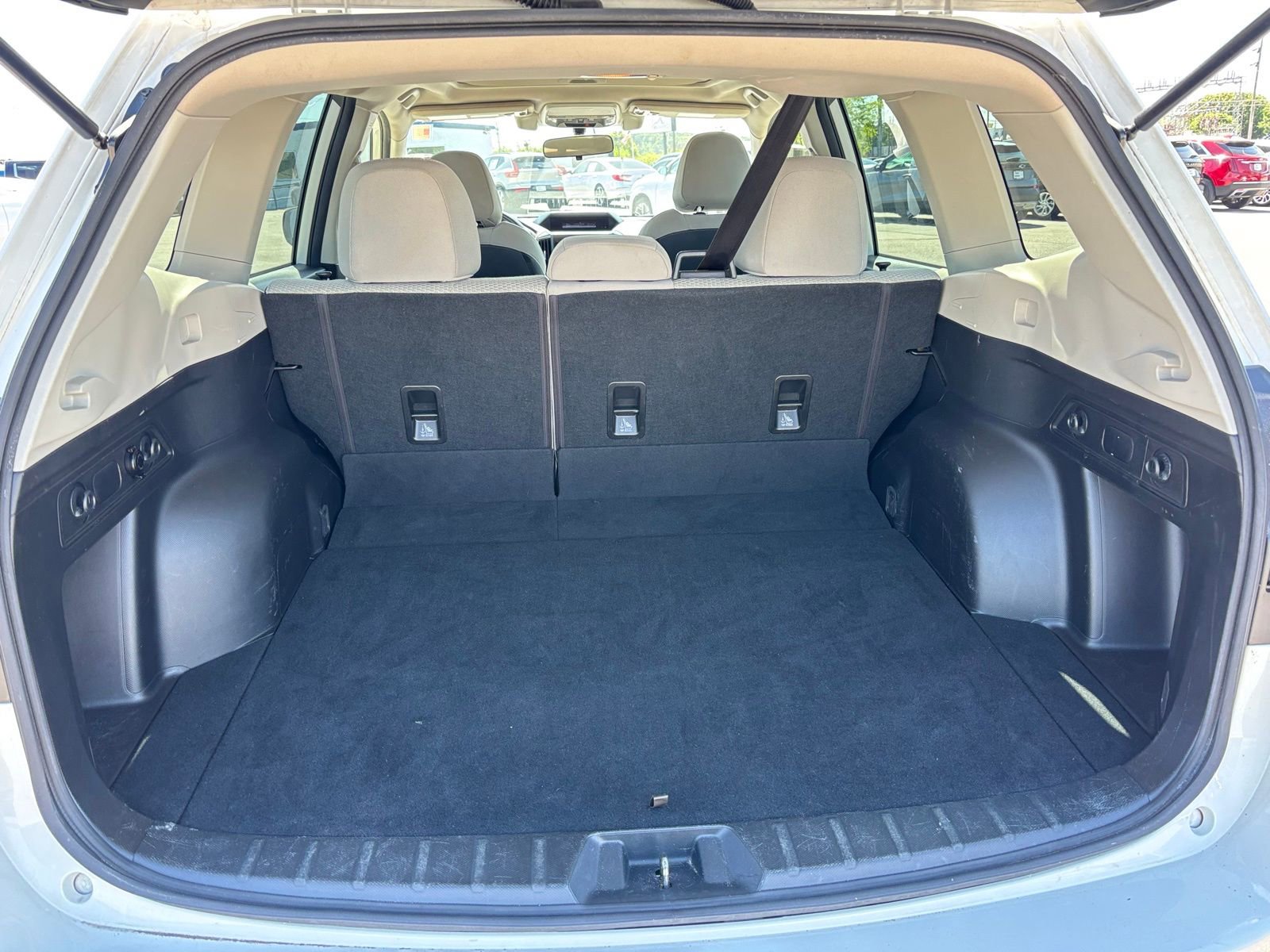 Used 2020 Subaru Forester Premium image 20