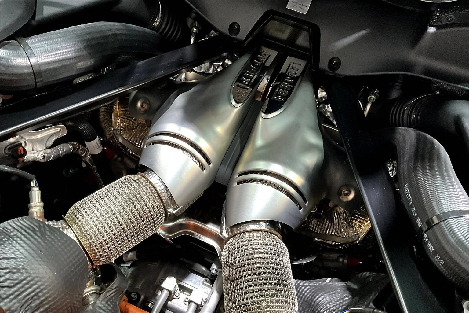 Used 2022 Ferrari 296 GTB RWD image 25