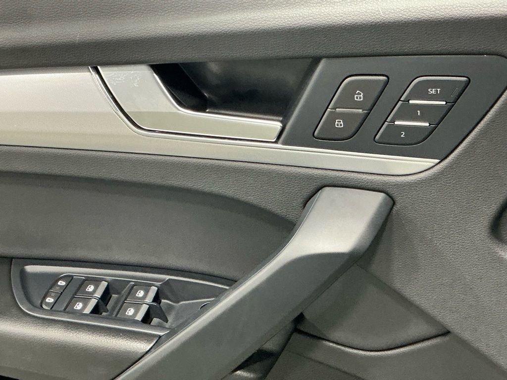 Used 2025 Audi Q5 2.0T Premium image 23