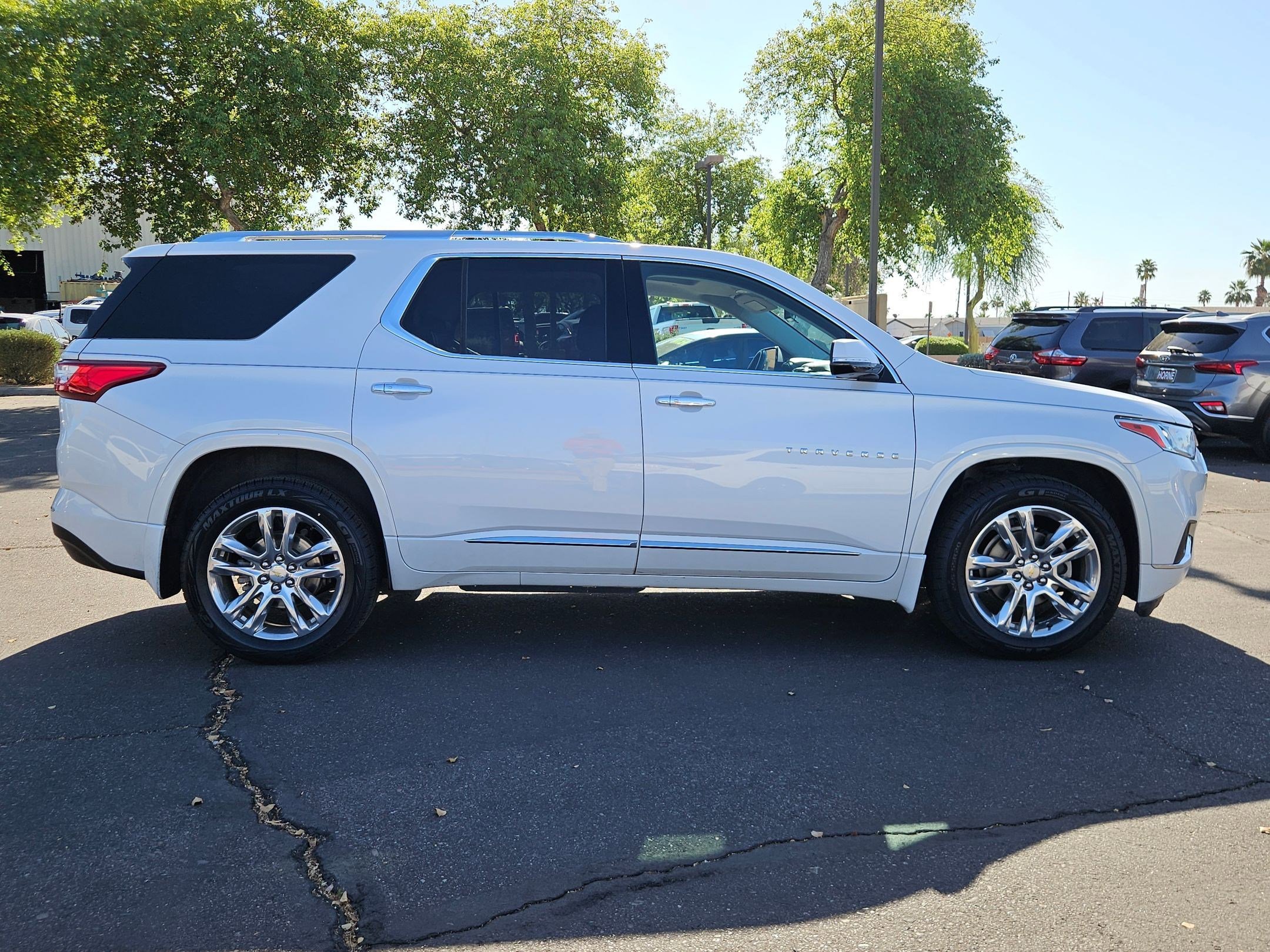 Used 2018 Chevrolet Traverse High Country AWD/4WD image 4