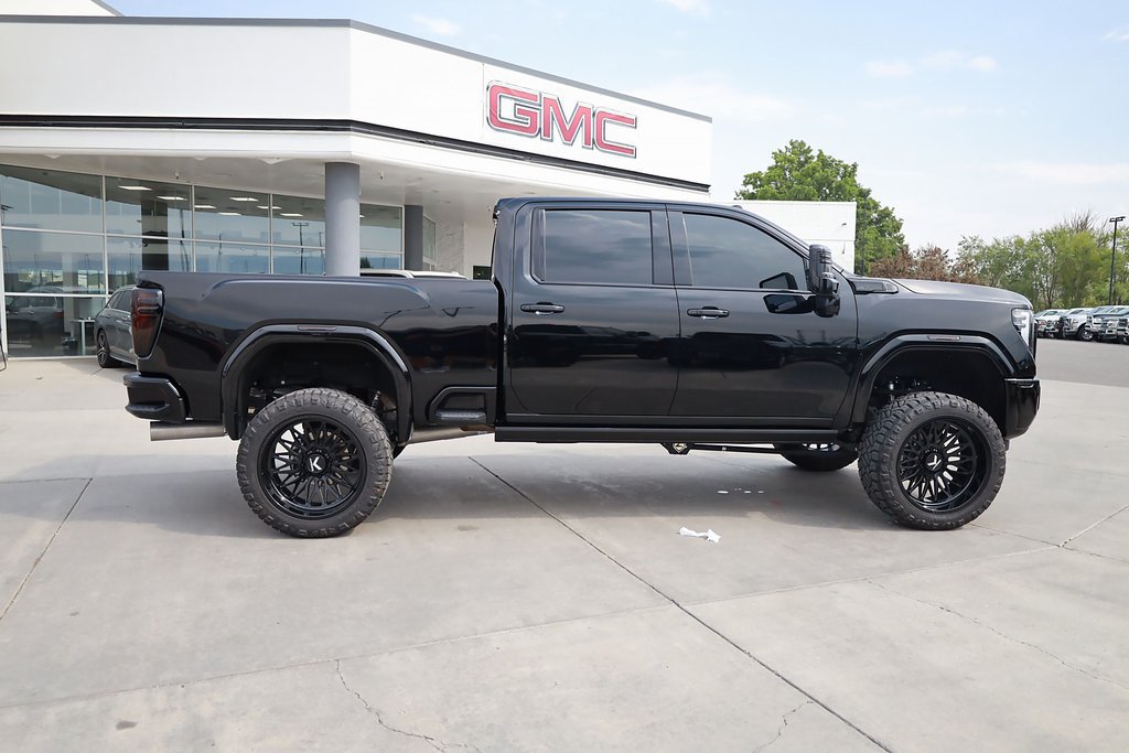 Used 2025 GMC Sierra 3500 AT4 w/ AT4 Premium Plus Package AWD/4WD image 7