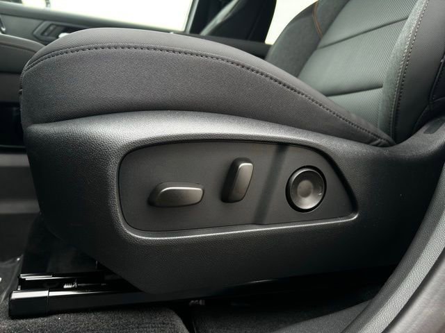 New 2026 GMC Terrain AT4 w/ Convenience Package III image 14