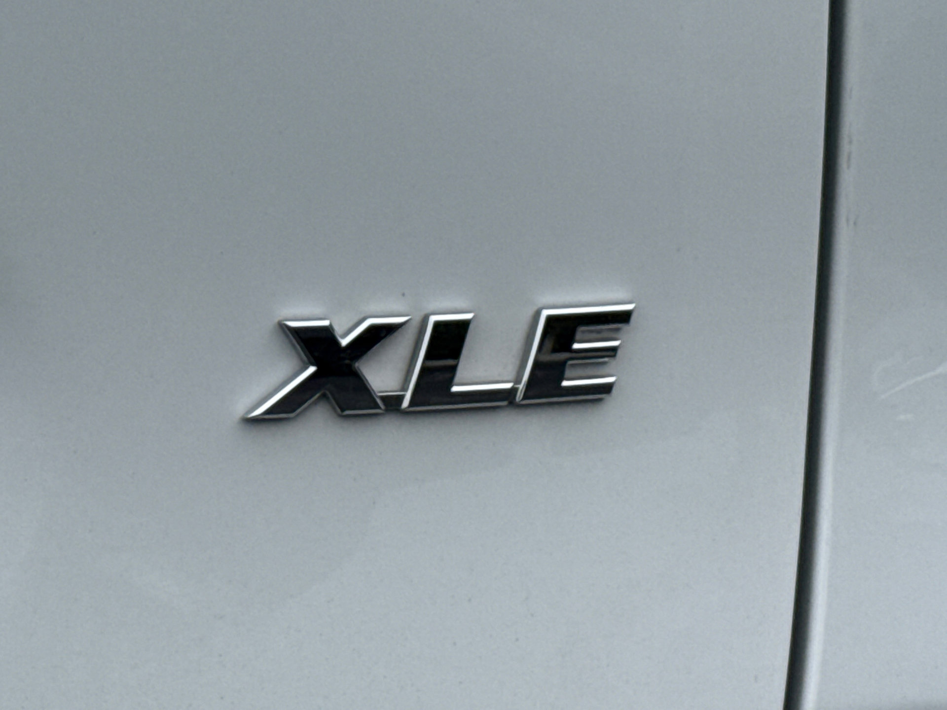 Certified 2024 Toyota RAV4 XLE FWD image 10