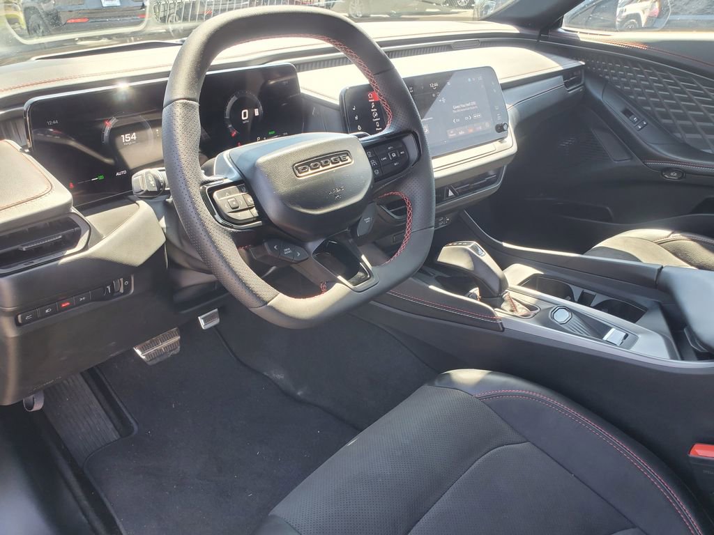 Used 2024 Dodge Charger Daytona Scat Pack w/ Plus Group AWD/4WD image 15