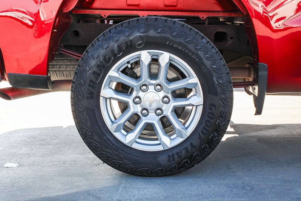 Used 2023 Chevrolet Silverado 1500 LT RWD image 12