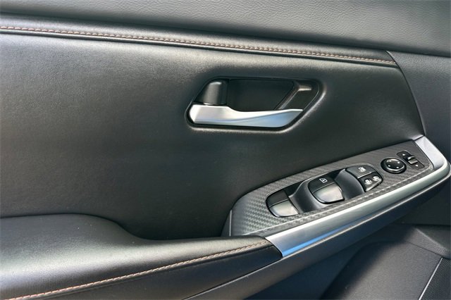 Used 2022 Nissan Sentra SR w/ Trunk Package image 12