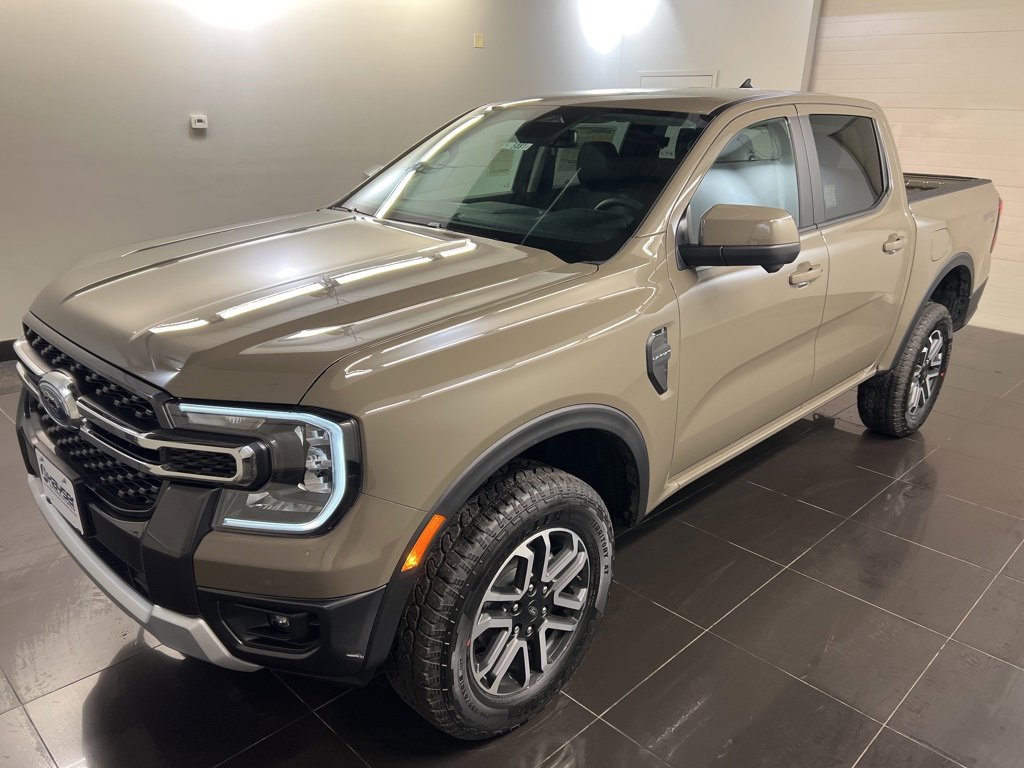 New 2026 Ford Ranger Lariat image 3