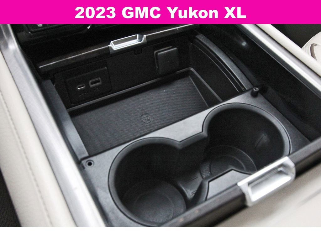 Used 2023 GMC Yukon XL Denali AWD/4WD image 29