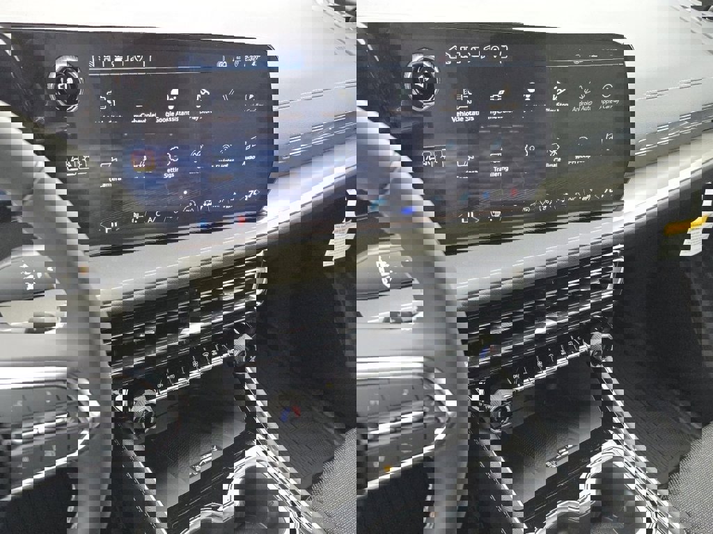 New 2026 Chevrolet Traverse LT w/ Midnight/Sport Edition image 19