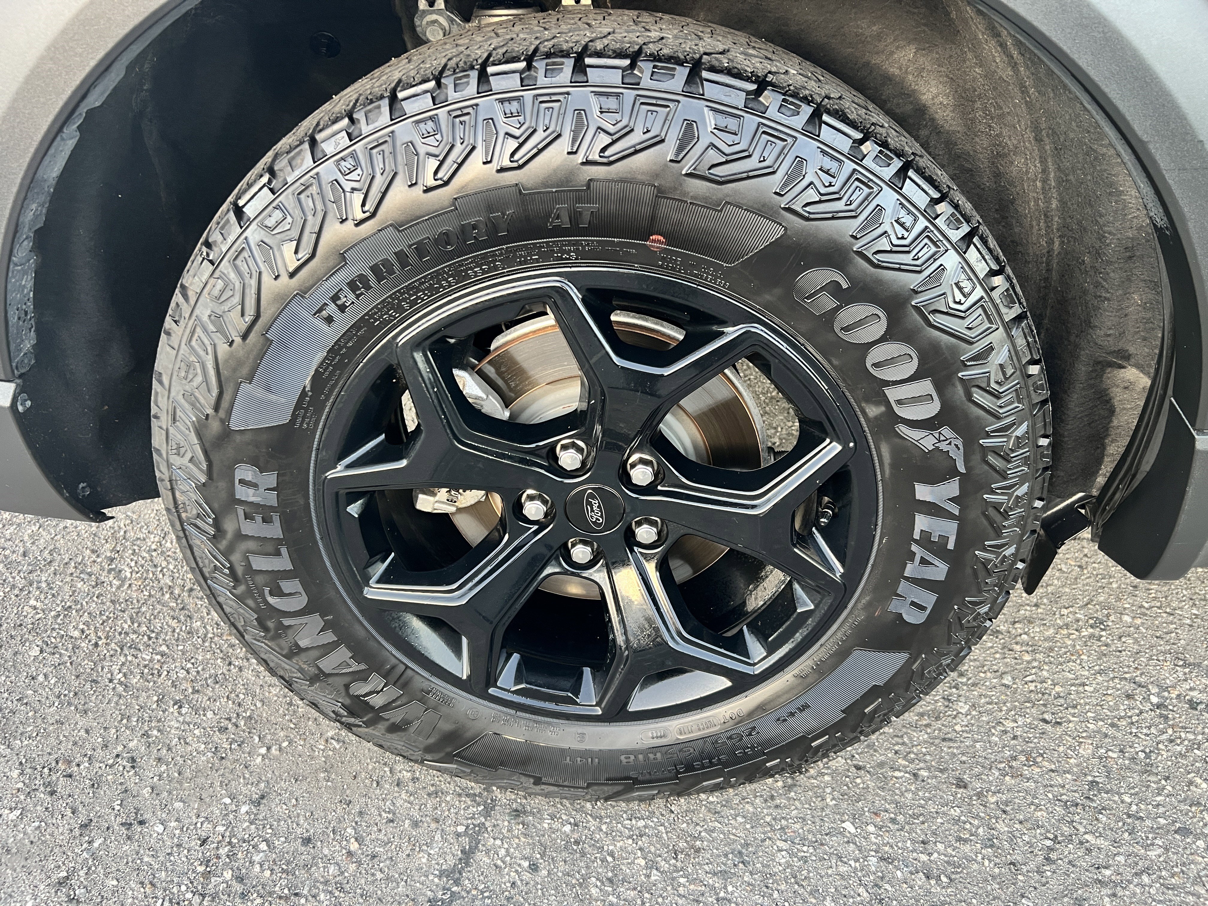 Used 2023 Ford Explorer Timberline image 9