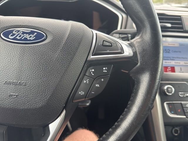Used 2019 Ford Fusion SEL image 23