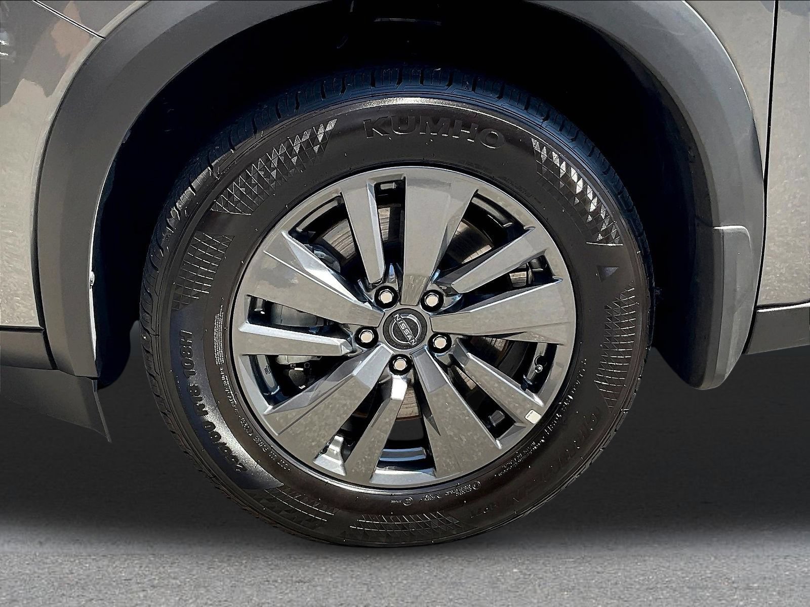 New 2026 Nissan Pathfinder SV w/ Cargo Package FWD image 12