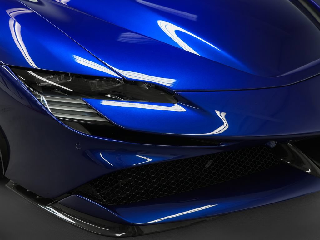 Certified 2022 Ferrari SF90 Spider AWD/4WD image 10