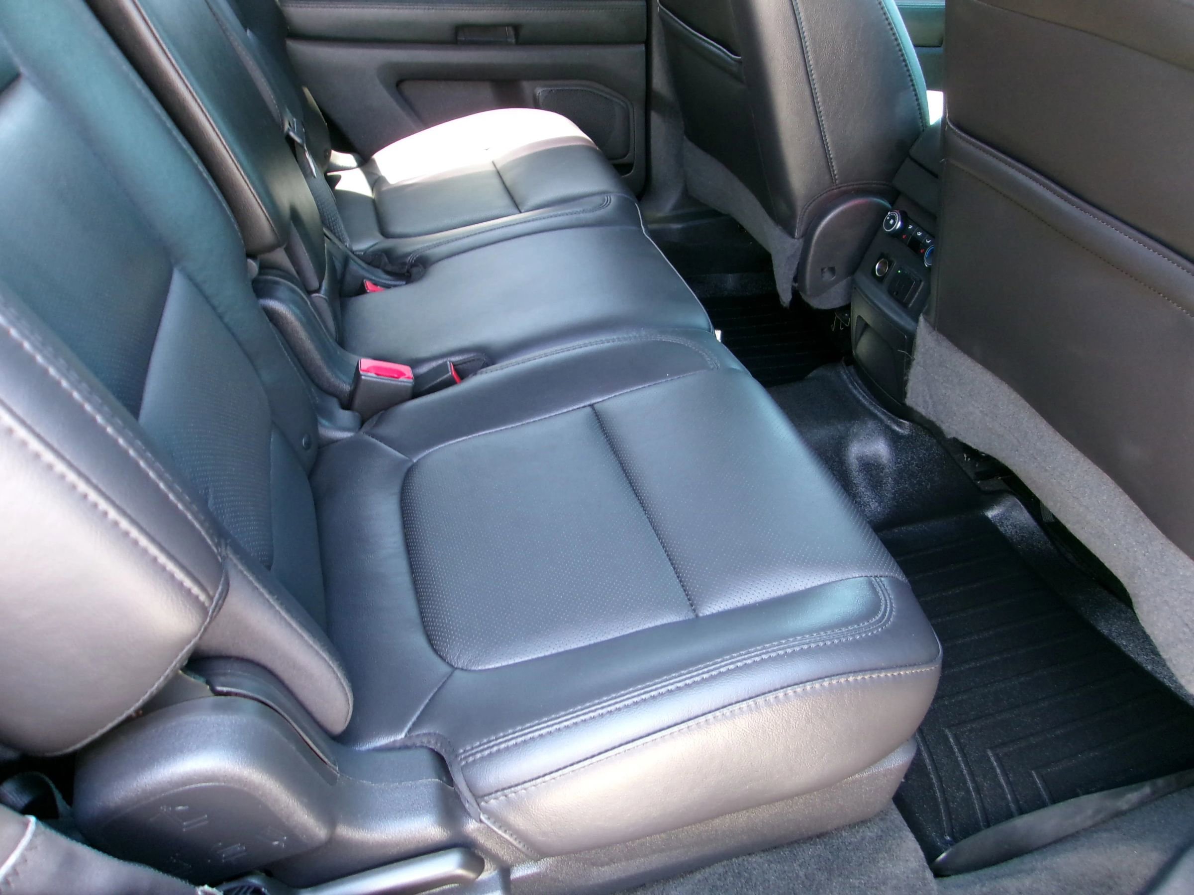 Used 2015 Ford Explorer Limited w/ Equipment Group 302A image 12