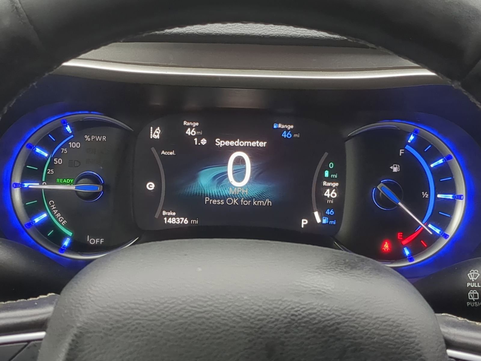 Used 2021 Chrysler Pacifica Touring-L image 39