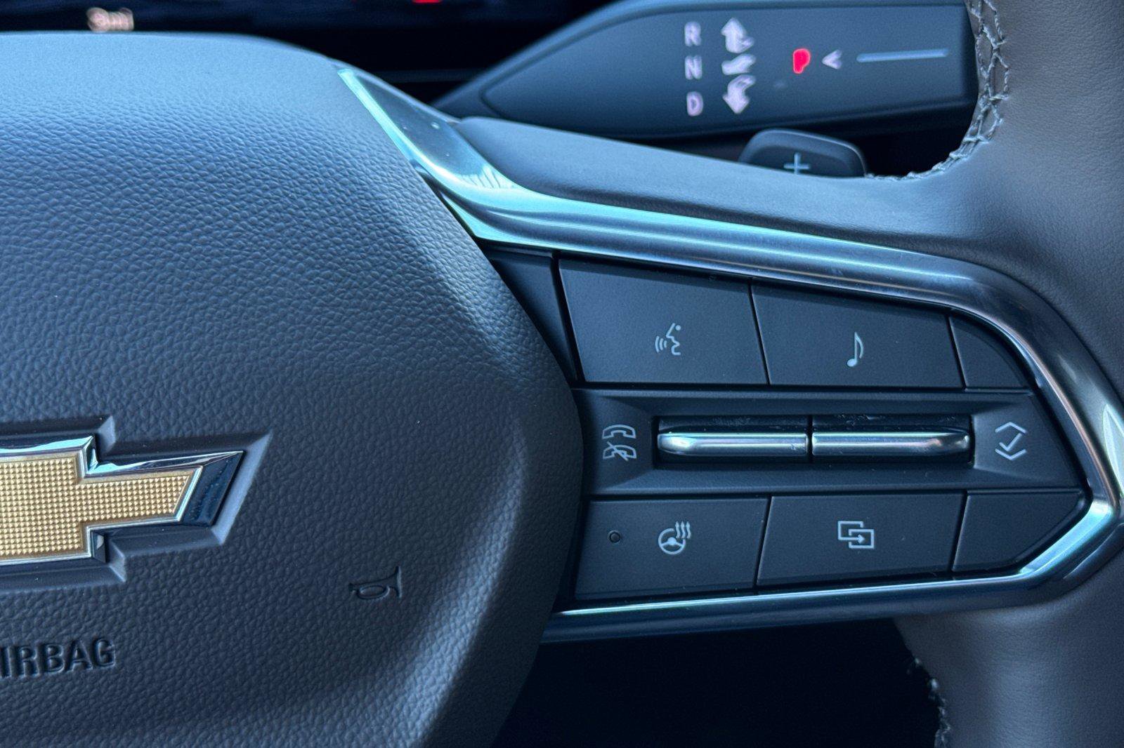 New 2026 Chevrolet Suburban LT w/ Comfort Package image 34