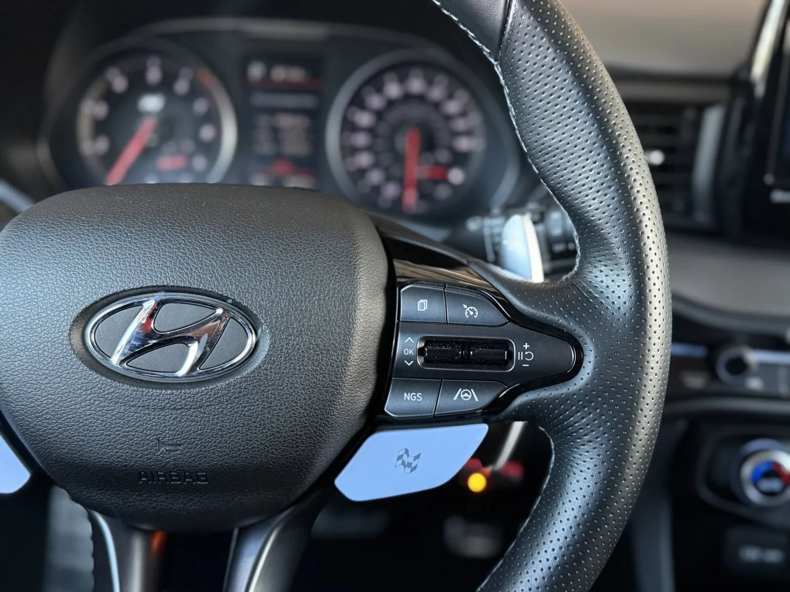Used 2022 Hyundai Veloster N FWD image 25