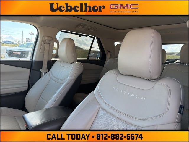 Used 2020 Ford Explorer Platinum w/ Premium Technology Package image 27