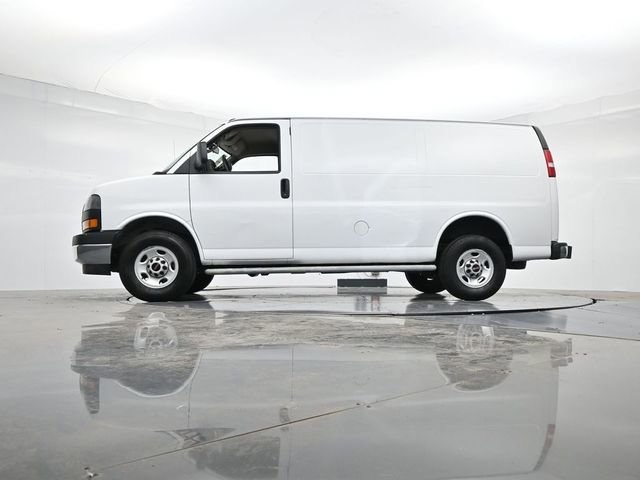 Used 2023 GMC Savana 2500 w/ Driver Convenience Package image 33