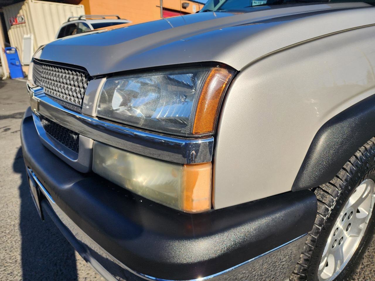 Used 2004 Chevrolet Avalanche Z71 w/ Sun And Sound Package image 34