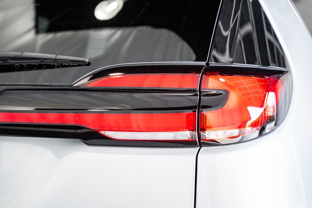 New 2026 Chrysler Pacifica Pinnacle image 6