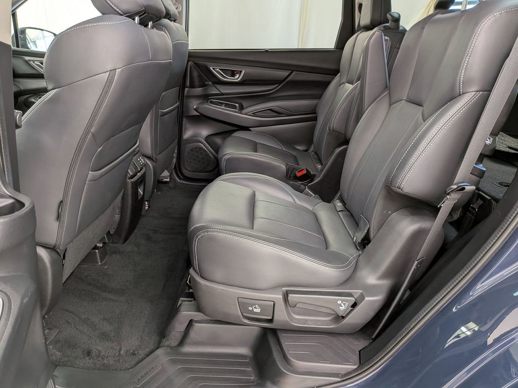 Used 2023 Subaru Ascent Limited AWD/4WD image 25
