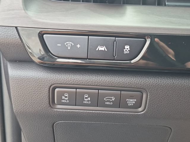 Used 2022 Kia Carnival SX FWD image 18