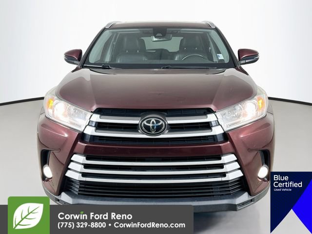 Used 2019 Toyota Highlander XLE AWD/4WD image 2