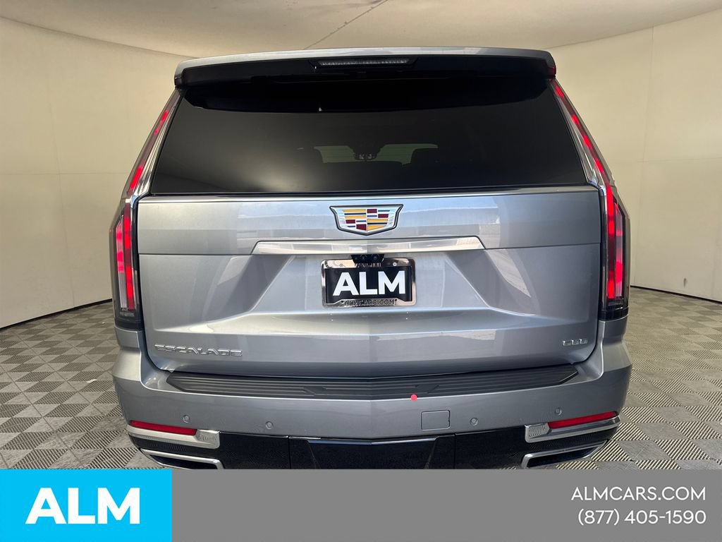 Used 2025 Cadillac Escalade Premium Luxury AWD/4WD image 8