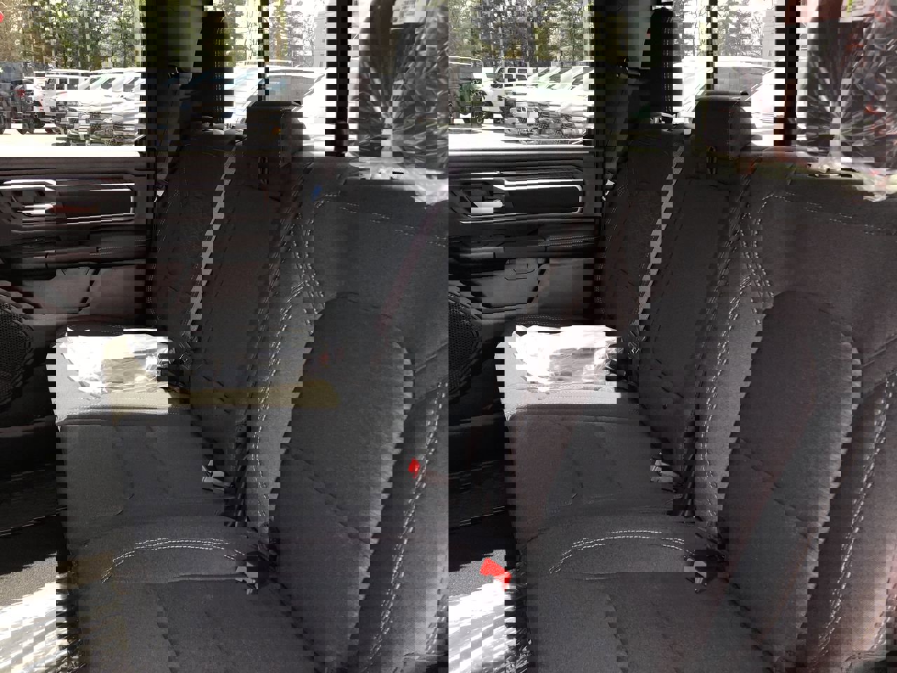 New 2026 RAM 1500 4x4 Crew Cab image 11