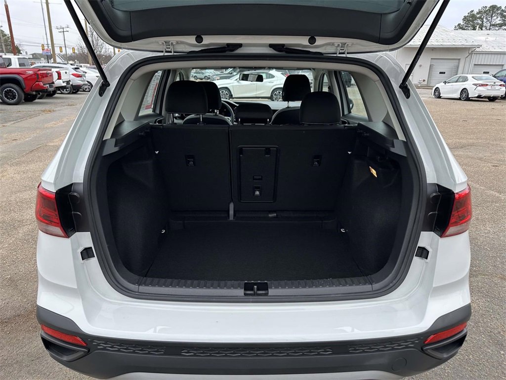 Used 2022 Volkswagen Taos S image 15