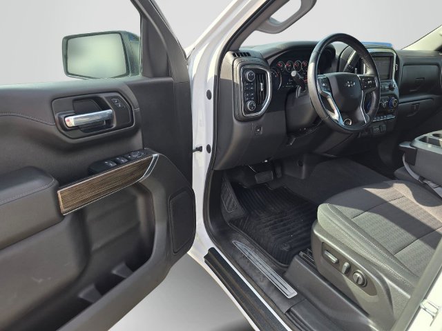 Used 2021 Chevrolet Silverado 1500 RST AWD/4WD image 22
