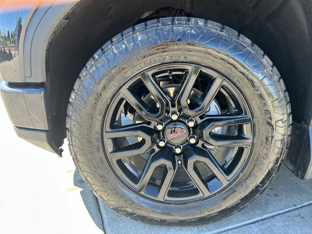 Used 2023 GMC Sierra 1500 Elevation w/ X31 Off-Road Package AWD/4WD image 32