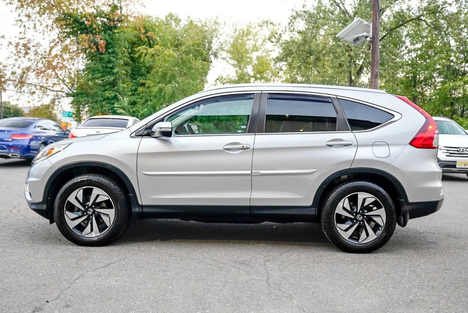 Used 2016 Honda CR-V Touring image 8