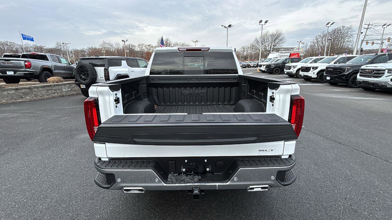 New 2026 GMC Sierra 1500 SLT w/ SLT Premium Plus Package image 32